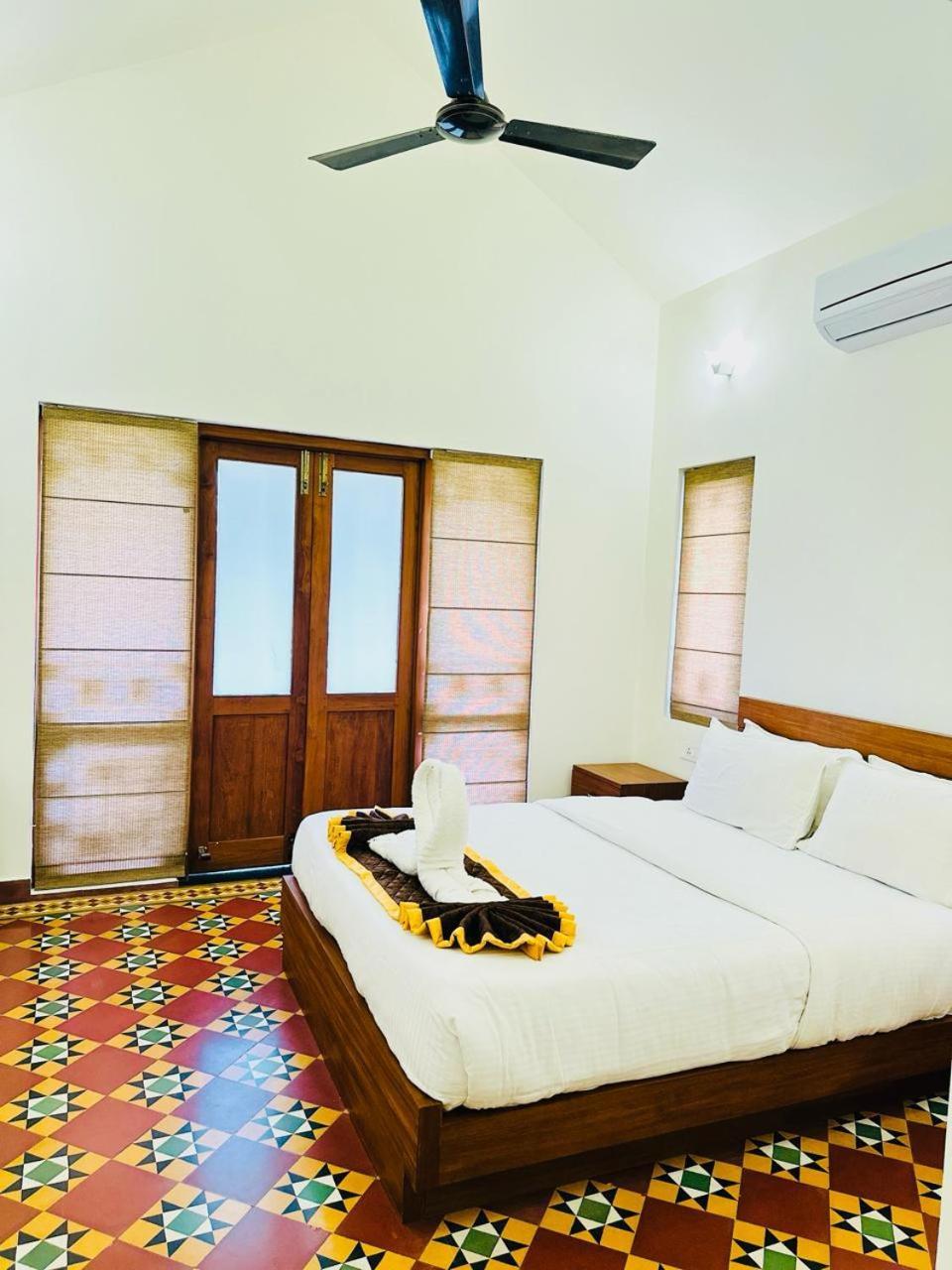 Tarang Holiday Homes Vythiri Ngoại thất bức ảnh